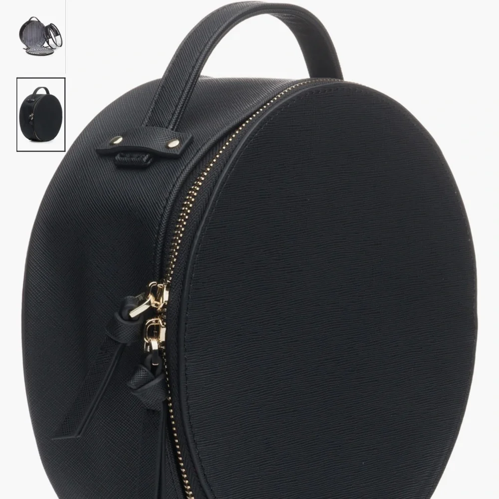 Hudson+Bleecker Nomad Round Cosmetics Case